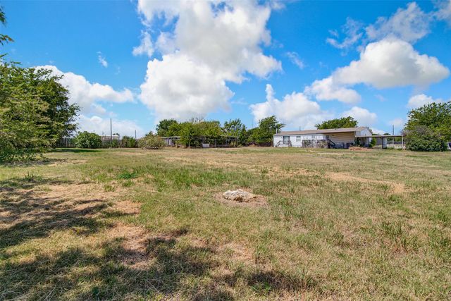 12156 Thistle Lane, Justin, TX 76247