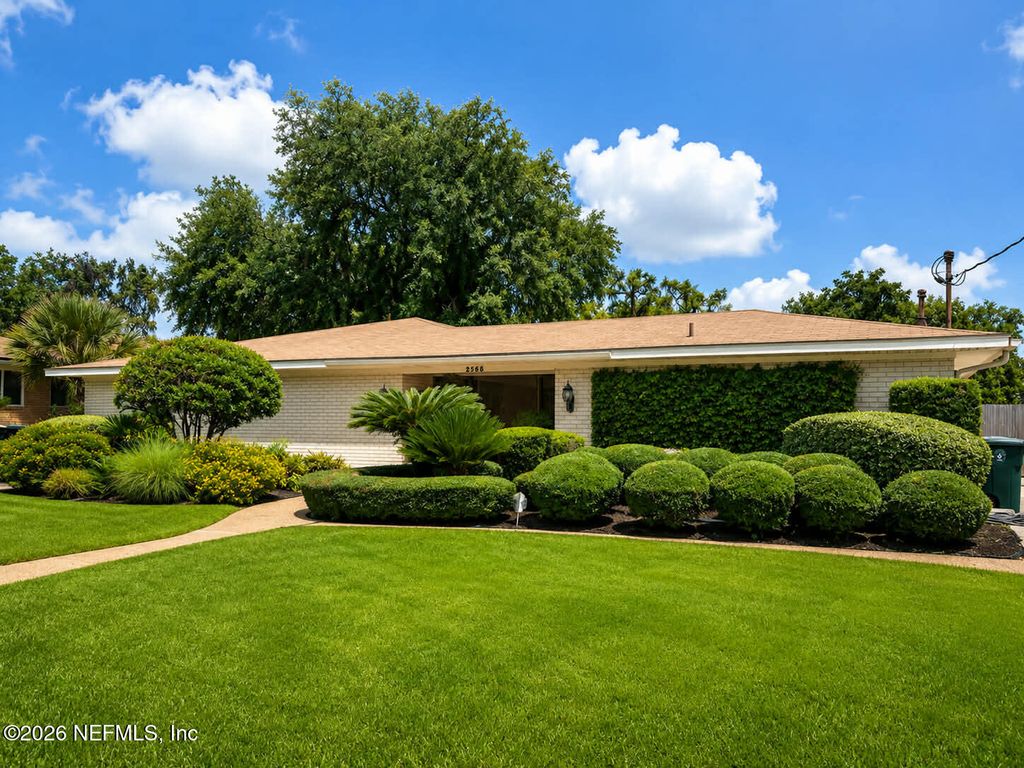 2365 SMULLIAN Trail S, Jacksonville, FL 32217