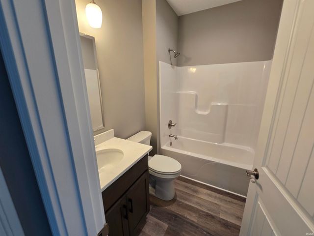 5480 Rio Azul Cove, Fort Wayne, IN 46818