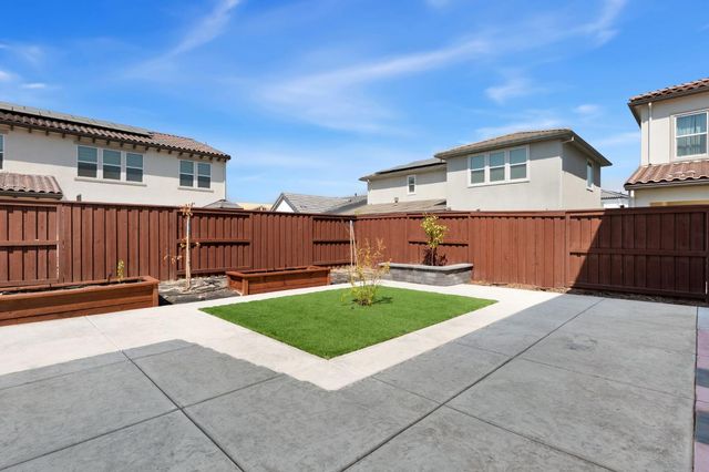 3653 Manzanita Way, Folsom, CA 95630