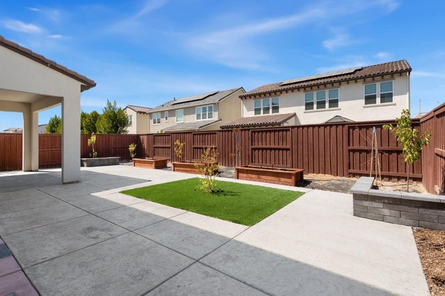 3653 Manzanita Way, Folsom, CA 95630