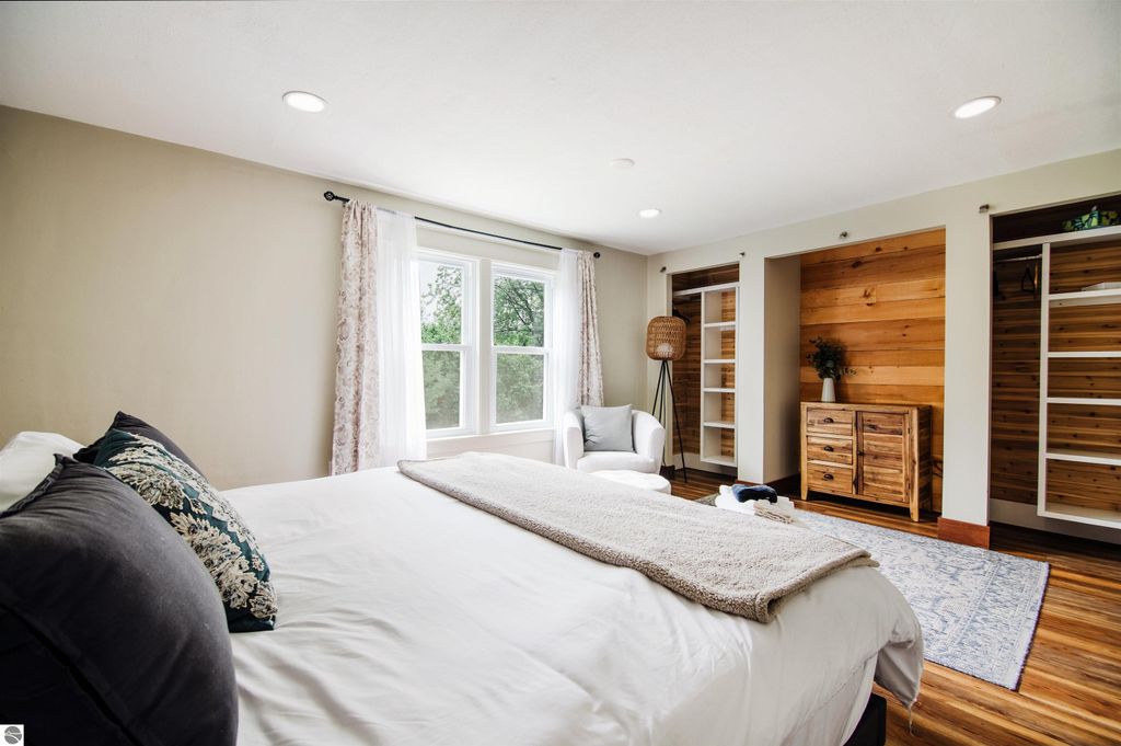 Image 30 of property listing at 08623 Mercer, Charlevoix, MI 49720