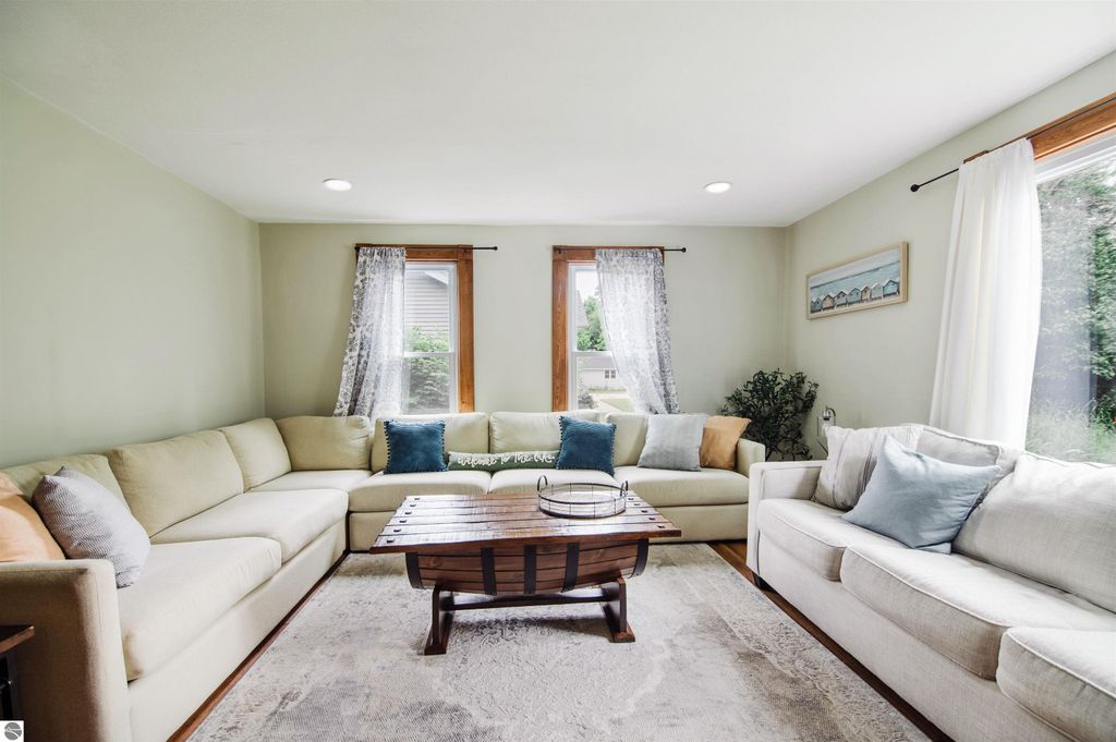 Image 35 of property listing at 08623 Mercer, Charlevoix, MI 49720