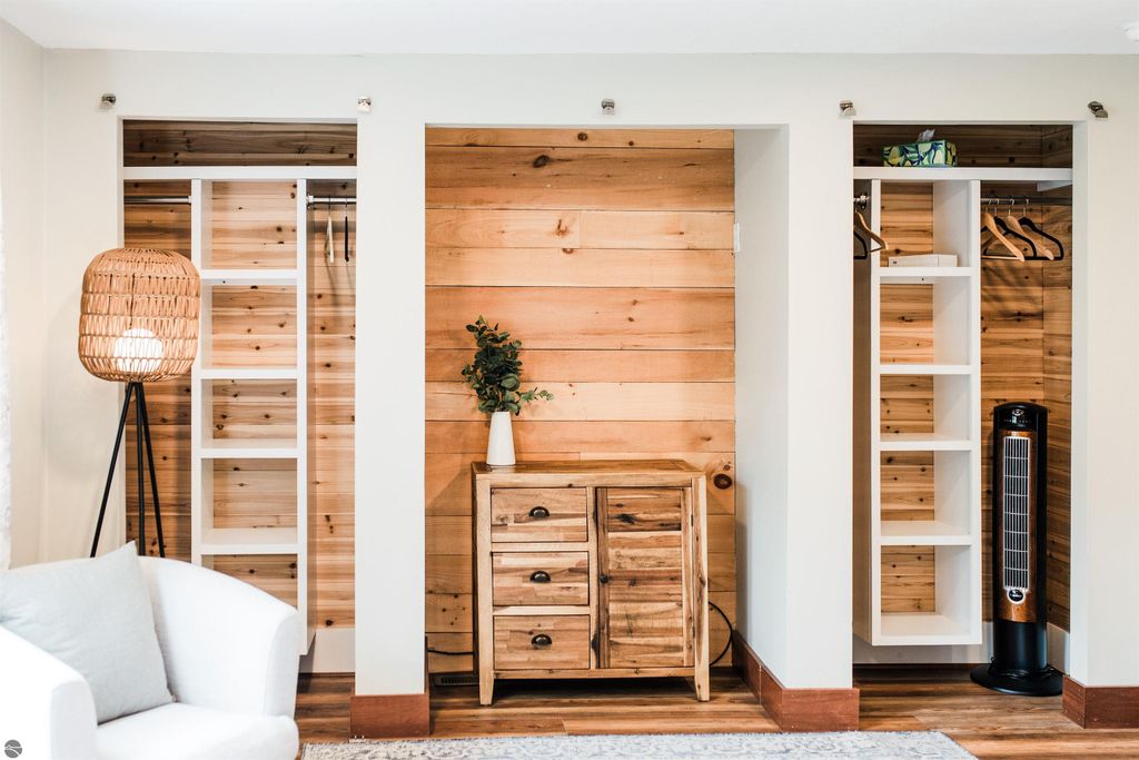 Image 46 of property listing at 08623 Mercer, Charlevoix, MI 49720