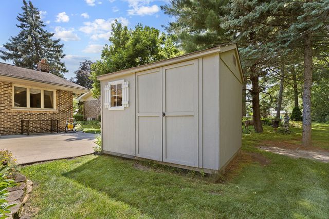 387 Woodlane Court, Wood Dale, IL 60191