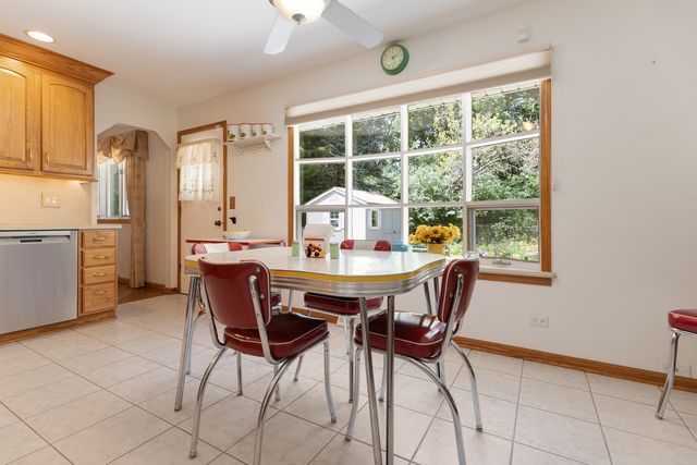 387 Woodlane Court, Wood Dale, IL 60191