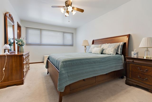 387 Woodlane Court, Wood Dale, IL 60191