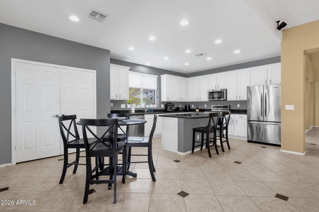 3026 W WALDEN Drive, Anthem, AZ 85086