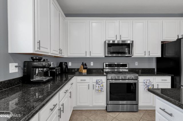 3026 W WALDEN Drive, Anthem, AZ 85086