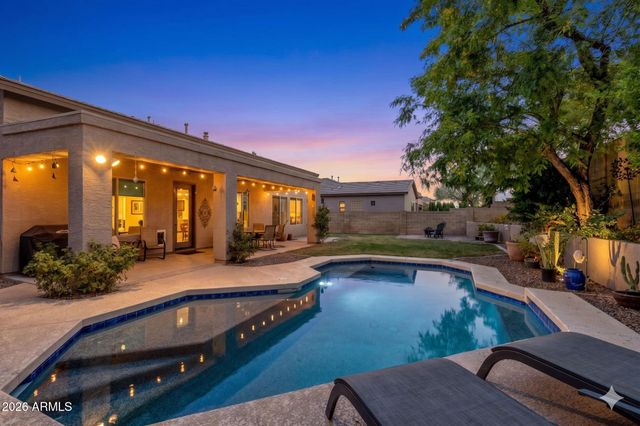 3026 W WALDEN Drive, Anthem, AZ 85086