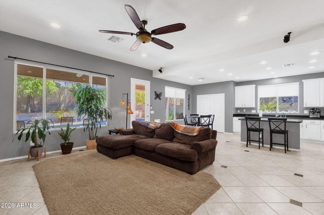 3026 W WALDEN Drive, Anthem, AZ 85086