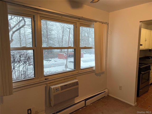 58 Parkside Drive 58, Suffern, NY 10901