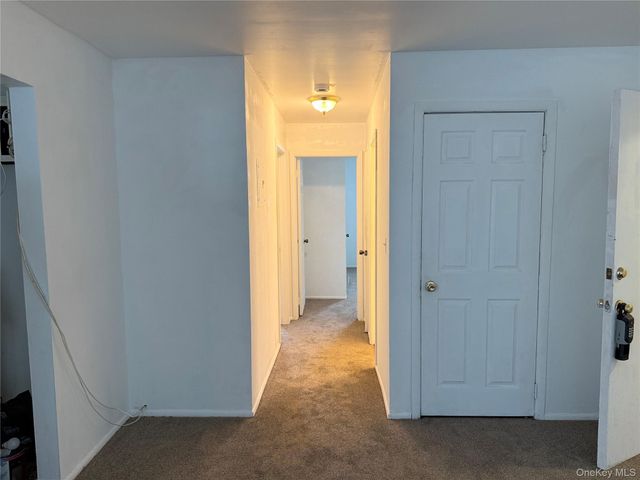 58 Parkside Drive 58, Suffern, NY 10901