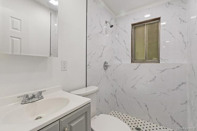 31 Amarillo Drive, Nanuet, NY 10954