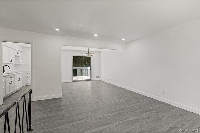 31 Amarillo Drive, Nanuet, NY 10954