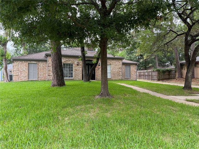 1847 Spruce Knob Drive, Houston, TX 77339