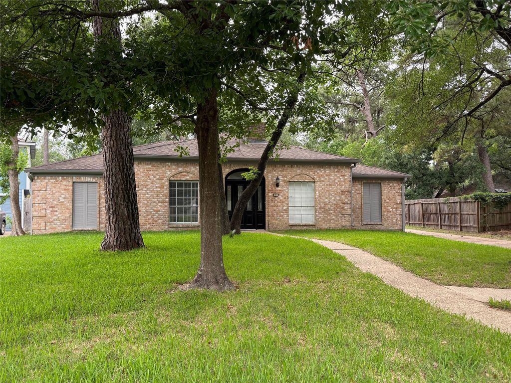 1847 Spruce Knob Drive, Houston, TX 77339