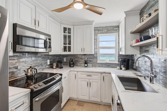 4511 S Ocean Boulevard 807, Highland Beach, FL 33487