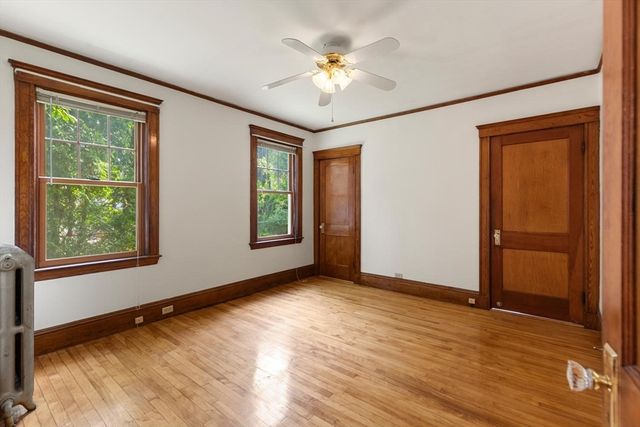 9 Spruce St, Belmont, MA 02478