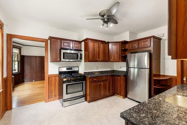 9 Spruce St, Belmont, MA 02478