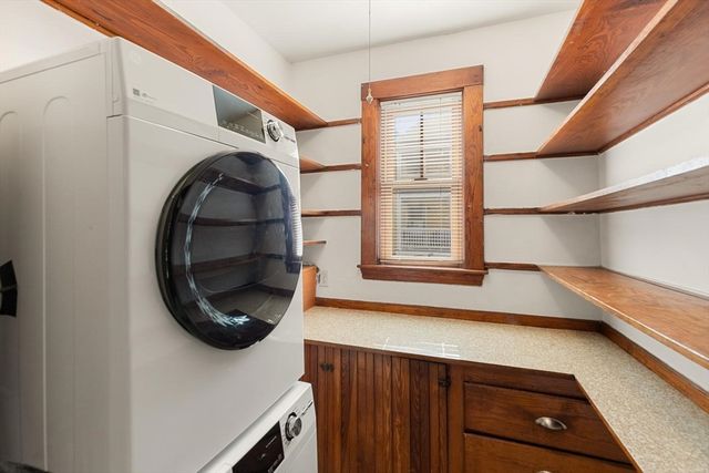 9 Spruce St, Belmont, MA 02478