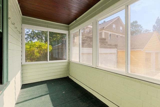 9 Spruce St, Belmont, MA 02478