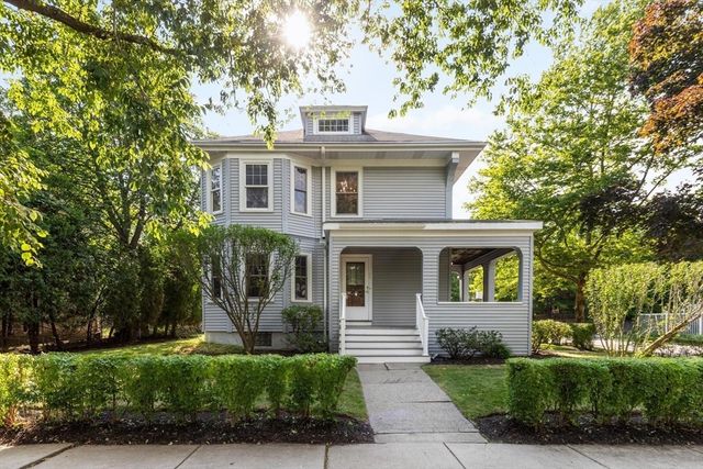 9 Spruce St, Belmont, MA 02478