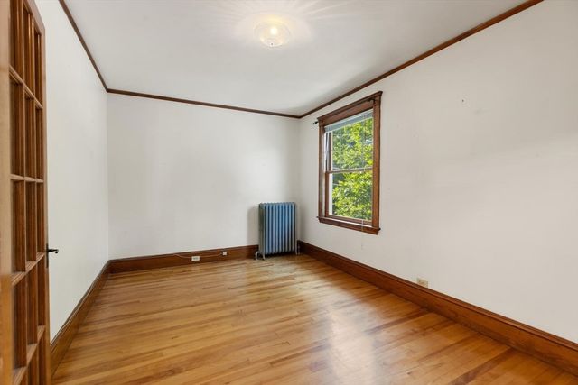 9 Spruce St, Belmont, MA 02478