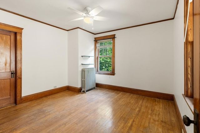 9 Spruce St, Belmont, MA 02478