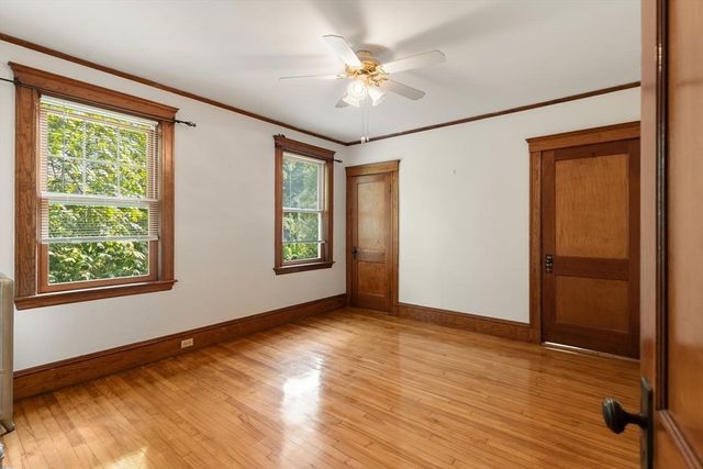 9 Spruce St, Belmont, MA 02478