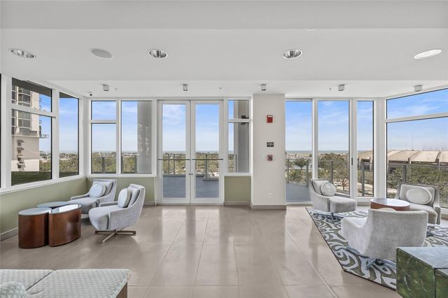 175 1ST STREET S 303, St Petersburg, FL 33701