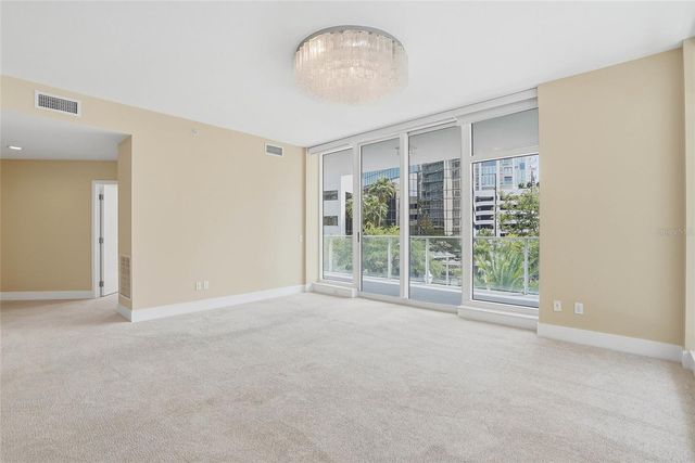 175 1ST STREET S 303, St Petersburg, FL 33701