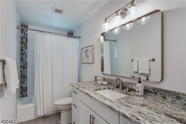 718 103rd AVE N, Naples, FL 34108