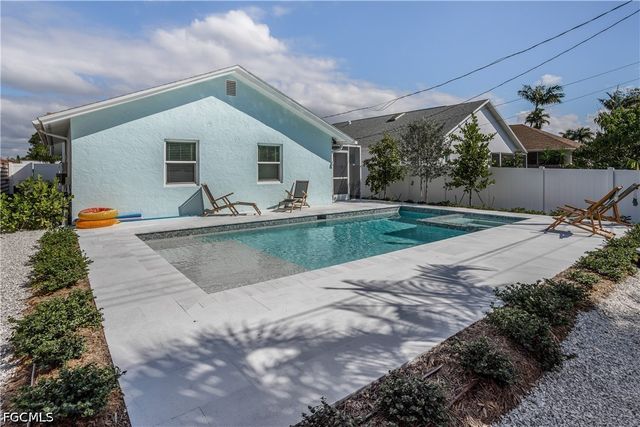 718 103rd AVE N, Naples, FL 34108