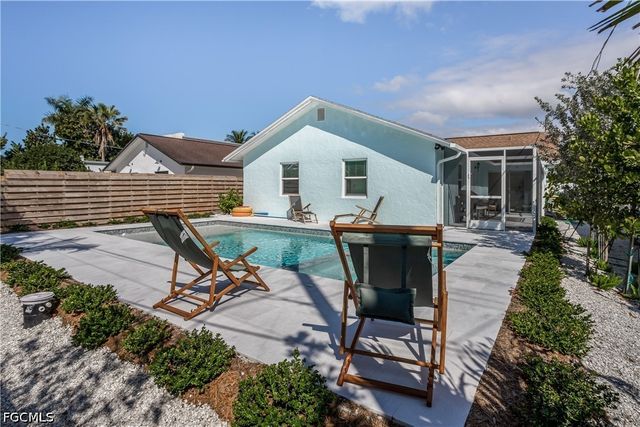 718 103rd AVE N, Naples, FL 34108