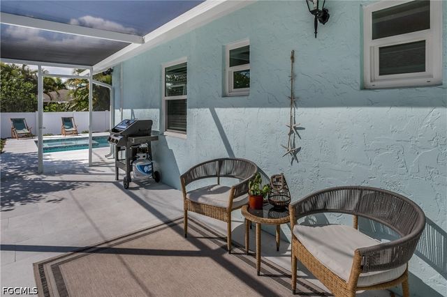 718 103rd AVE N, Naples, FL 34108