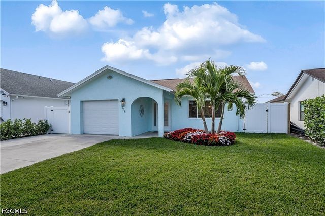 718 103rd AVE N, Naples, FL 34108
