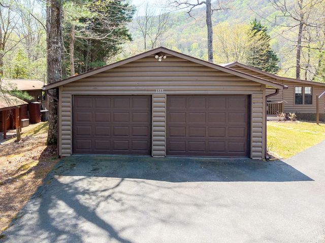 1855 Deer Run Circle, Hiawassee, GA 30546