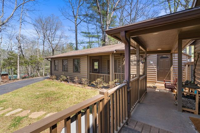 1855 Deer Run Circle, Hiawassee, GA 30546