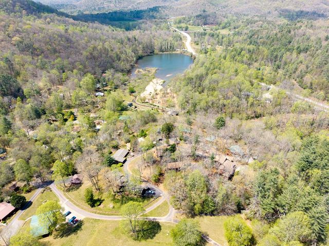 1855 Deer Run Circle, Hiawassee, GA 30546