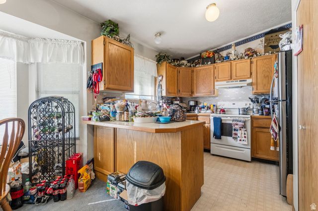 4914 W 8430 S, West Jordan, UT 84081