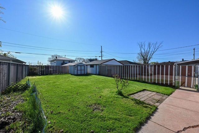 5834 14th STREET, Milwaukee, WI 53221
