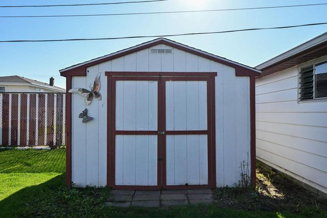 5834 14th STREET, Milwaukee, WI 53221
