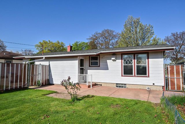 5834 14th STREET, Milwaukee, WI 53221