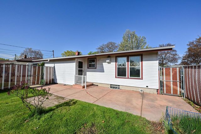 5834 14th STREET, Milwaukee, WI 53221