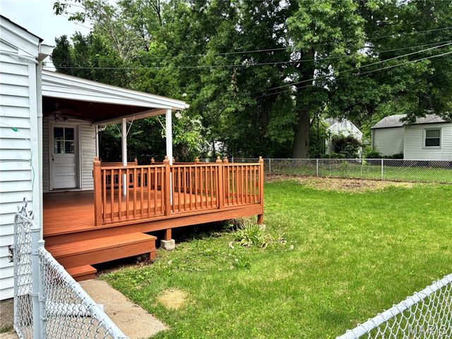 1131 Darr Drive, St Louis, MO 63137