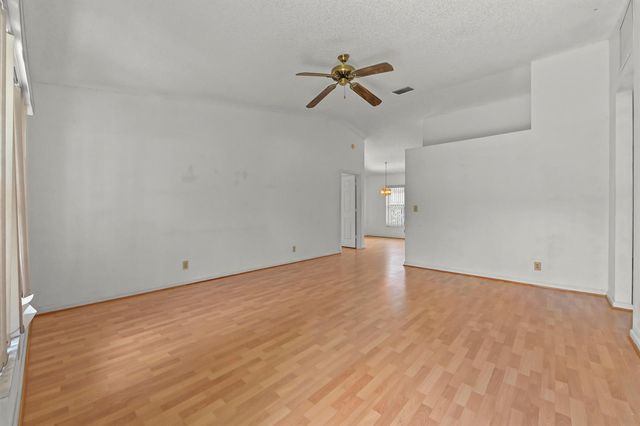 57 VIA DE CASAS NORTE, Boynton Beach, FL 33426
