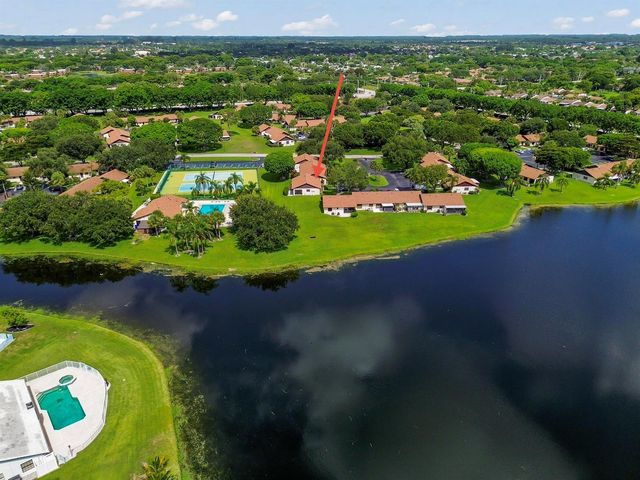 57 VIA DE CASAS NORTE, Boynton Beach, FL 33426