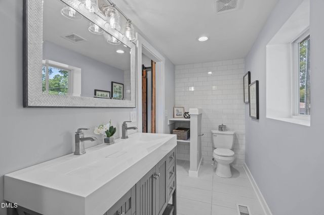 139 Bridge Street, Fuquay Varina, NC 27526