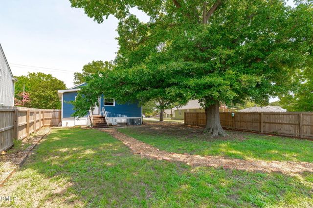 139 Bridge Street, Fuquay Varina, NC 27526